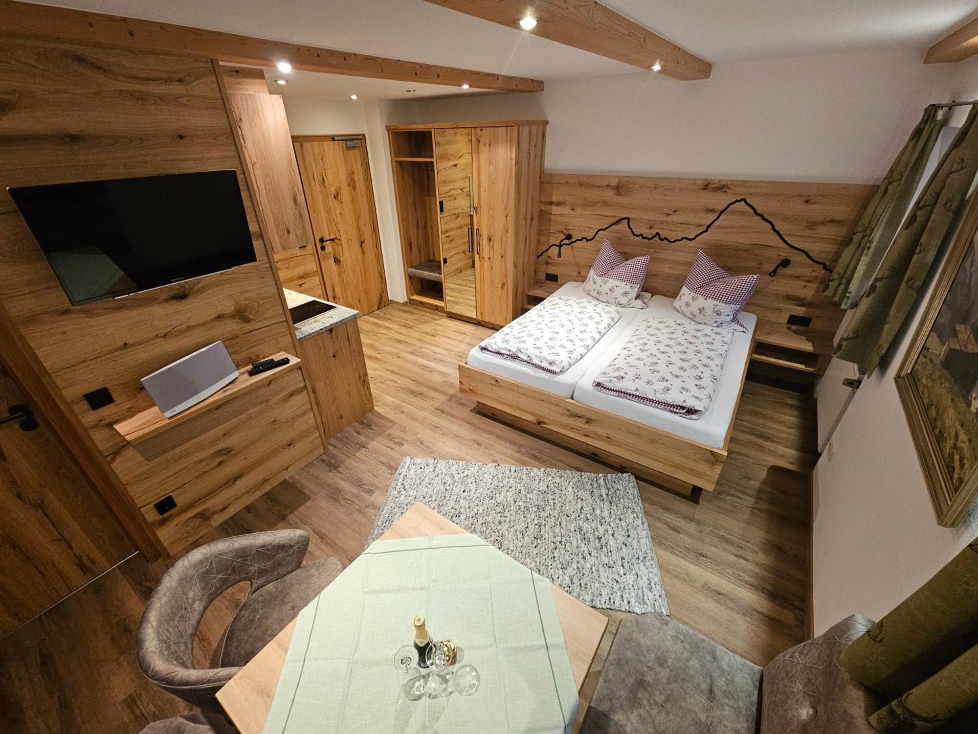 Pfingstlerlehen Apartment เชอเนา อัม เคอนิกเซ ภายนอก รูปภาพ